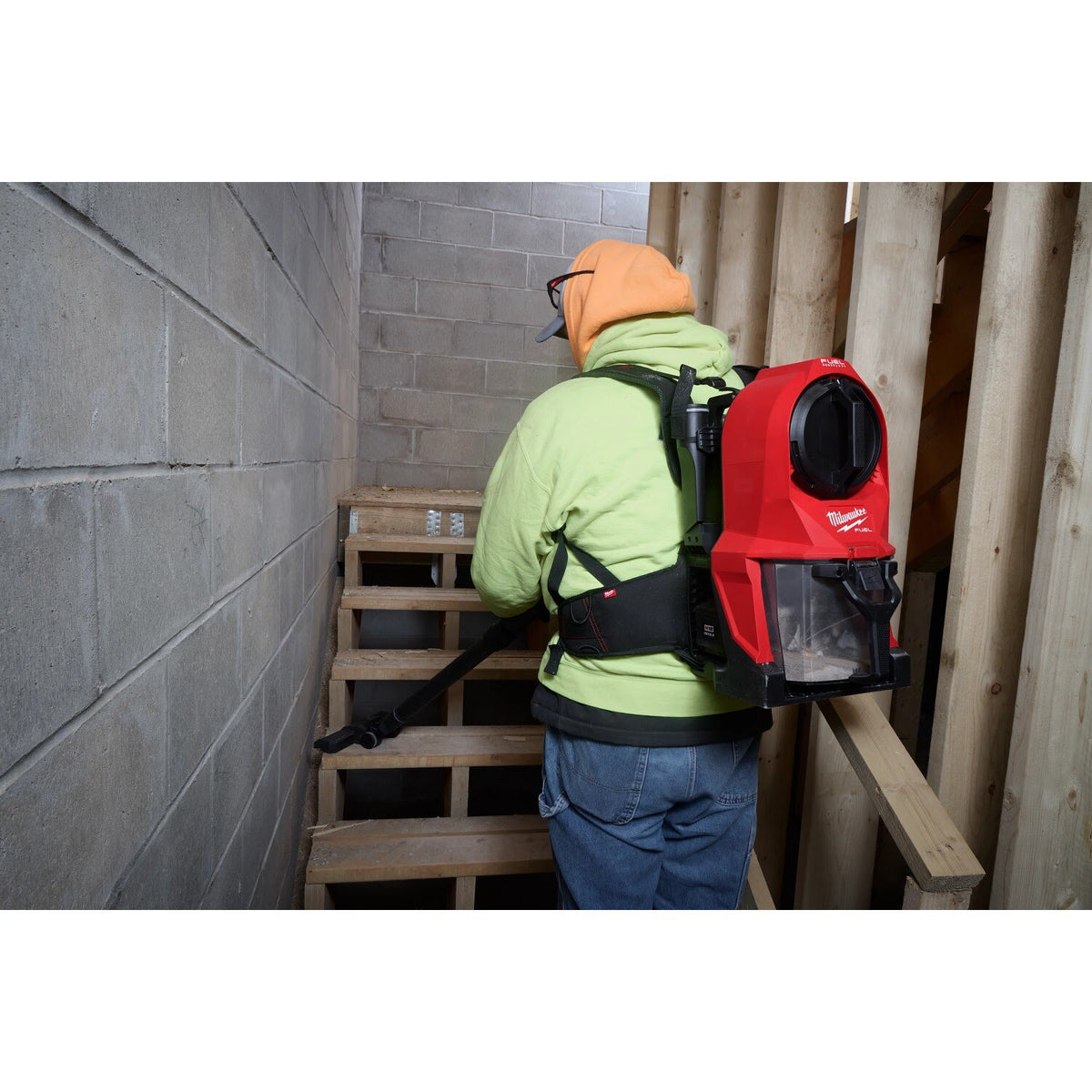 Milwaukee 0895-20 M18 FUEL 3-in-1 Backpack Vacuum with HEPA Filter and Accessories - 13
