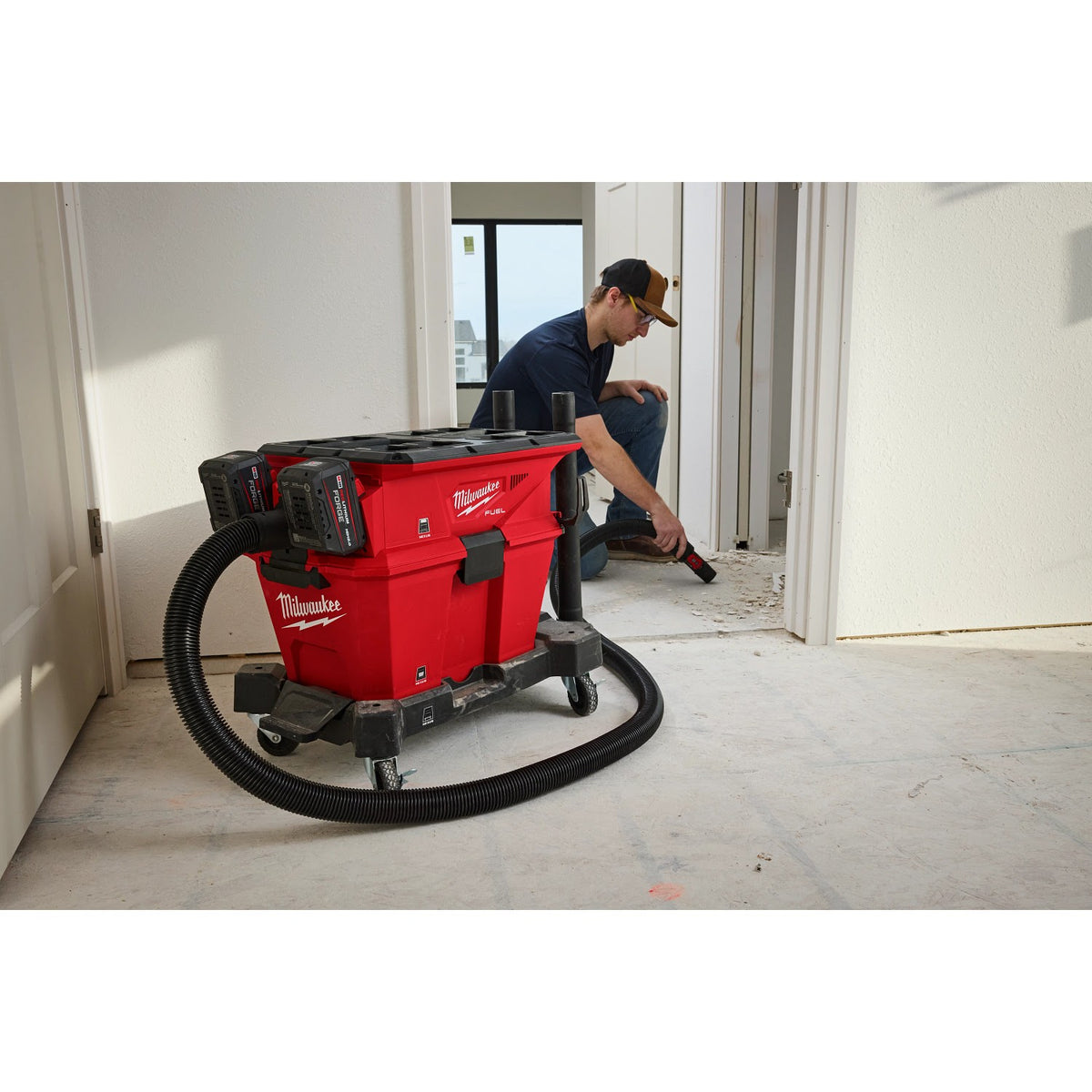 Milwaukee 0926-20 M18 FUEL NEXUS Dual Battery Wet/Dry Vacuum Motor Head - 12