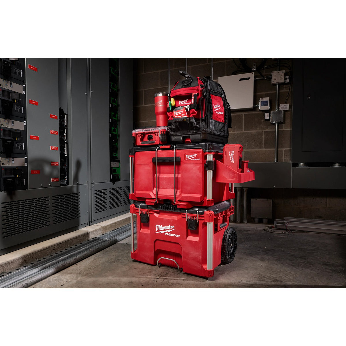 Milwaukee 48-22-8441 PACKOUT Single Drawer Tool Box 22.2" W x 16.3" L x 14.3" H with Locking Bar and Dividers - 7