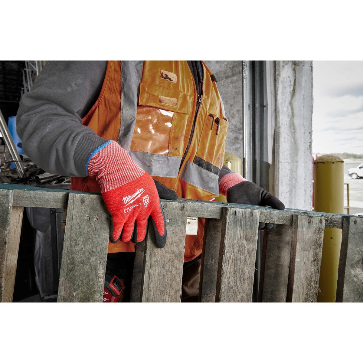 Milwaukee 48-73-7922E Cut Level 2 Winter Dipped Gloves - Large (12 Pack) - 4