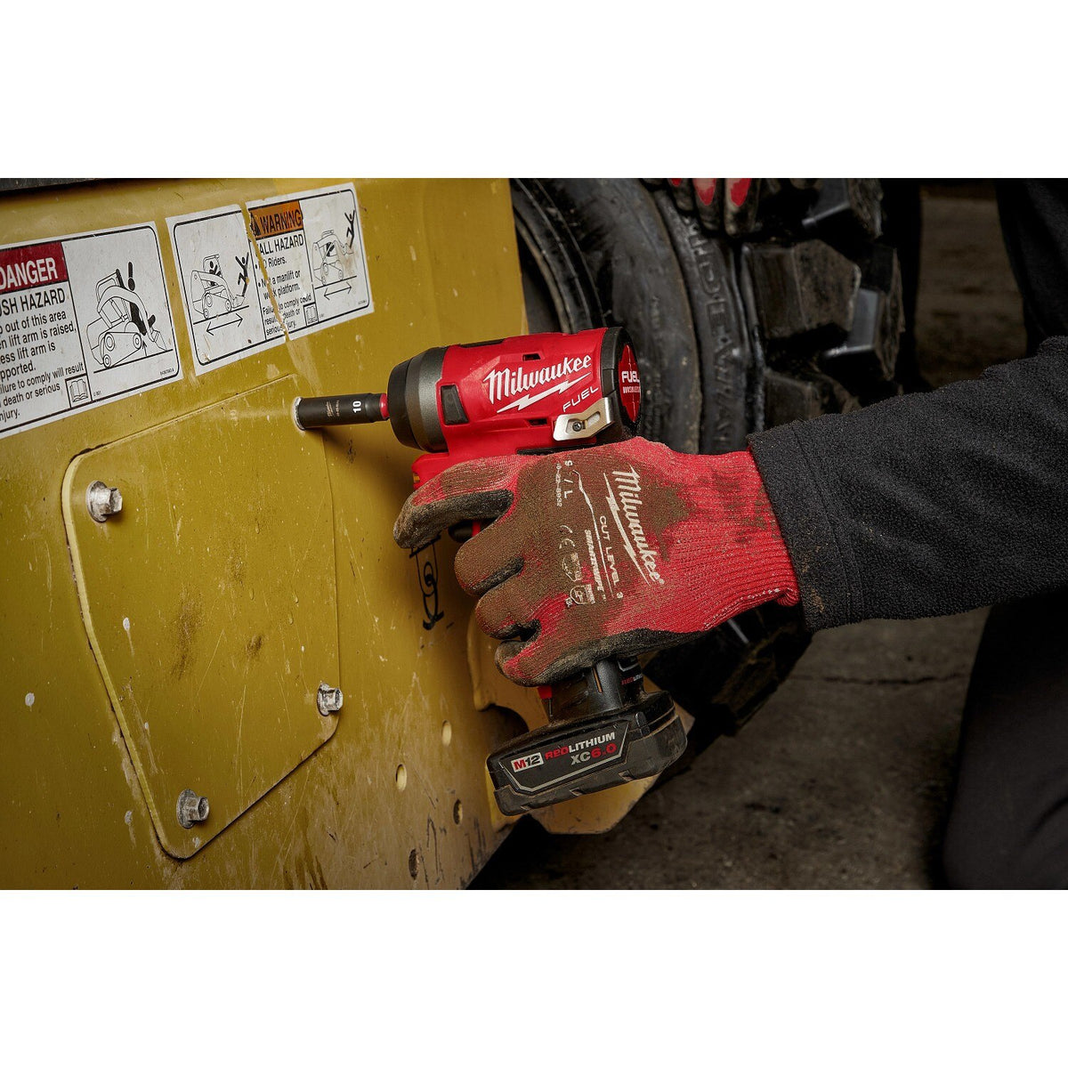 Milwaukee 49-66-6004 SHOCKWAVE Impact Duty 1-4" Drive 5-16" Standard 6 Point Impact Socket - 5
