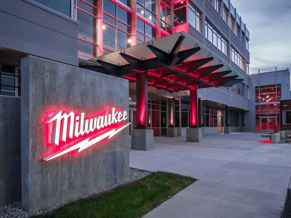 Exterior of Milwaukee Brookfield, Wisconson Campus with the Milwaukee logo illuminated