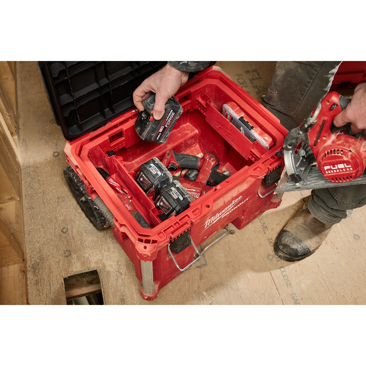 Milwaukee 48-22-8029 PACKOUT Tool Box Attachment Ready Tray with Accessory Compartments 19.84 in. x 13.11 in. x 4.41 in. (1 Each) - 6