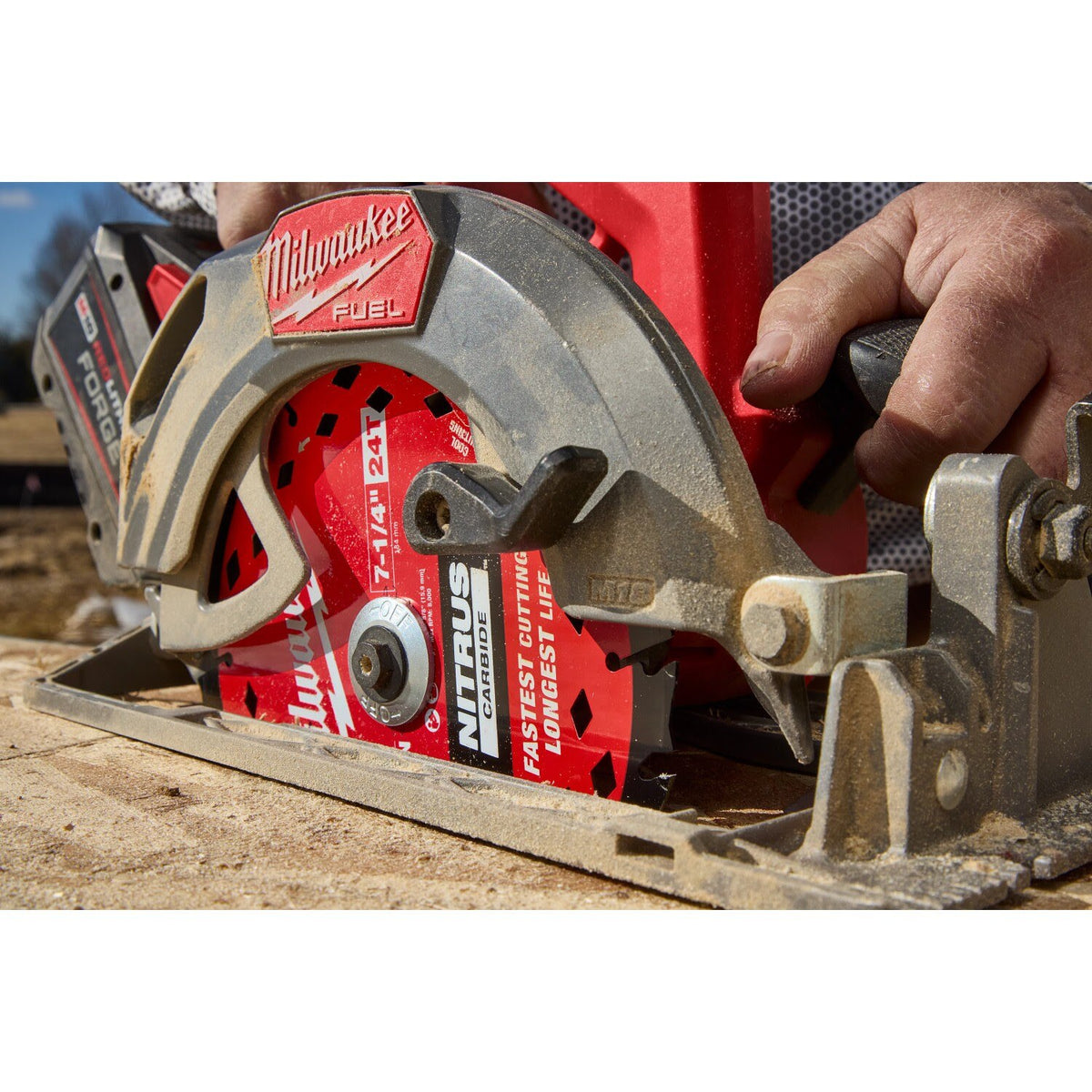 Milwaukee 48-40-0752 7-1/4" 24T NITRUS Carbide Framing & Demolition Circular Saw Blade 2 Pack - 13