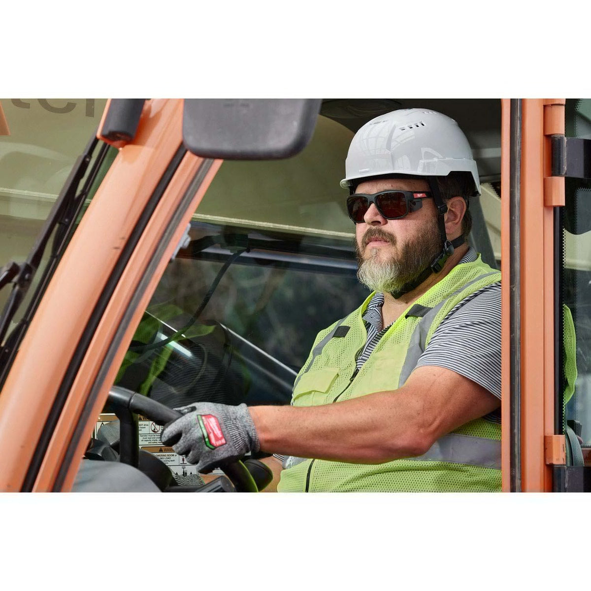 Milwaukee 48-73-2515 Full Frame Safety Glasses with Removable Side Shields and Clear Anti-Scratch Lenses - 10