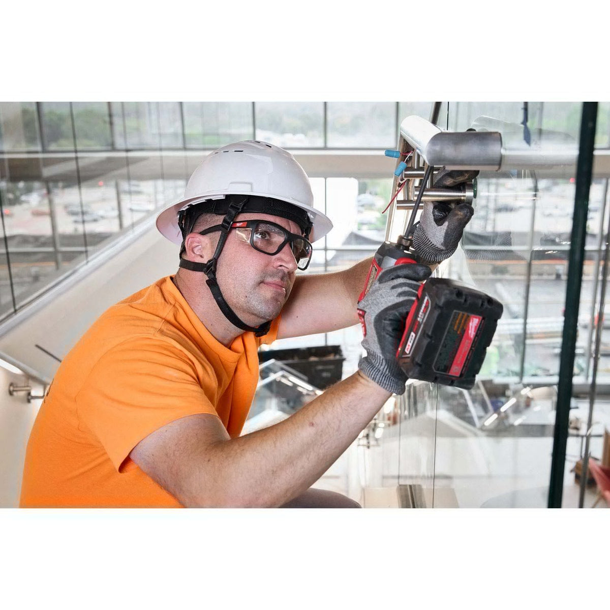 Milwaukee 48-73-2516 Full Frame Safety Glasses with Removable Side Shields Brown Anti-Scratch Lenses - 11