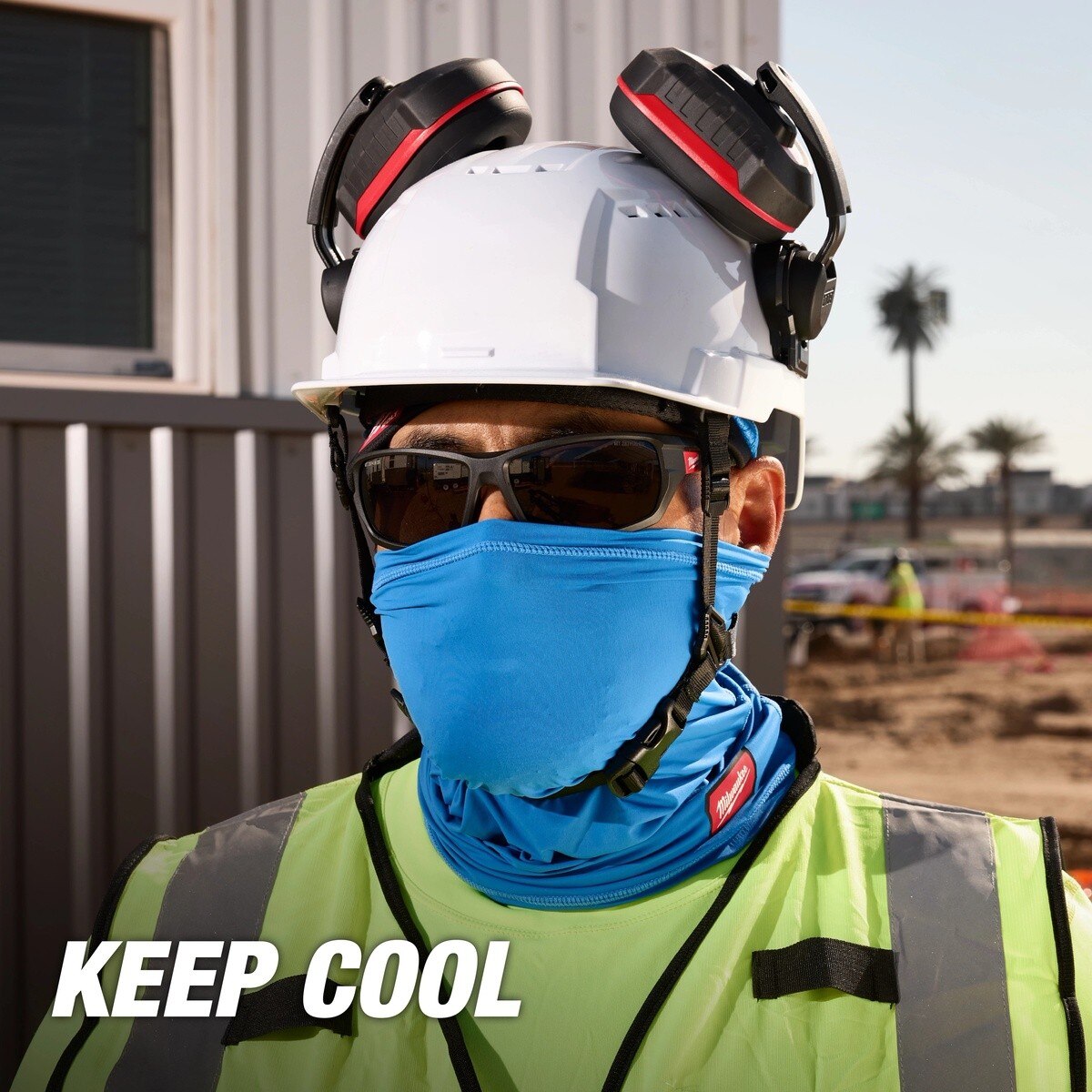 Milwaukee 48-73-9117 Cooling Neck Gaiter with UPF 50+ and Up to 2 Hours of Cooling - 3
