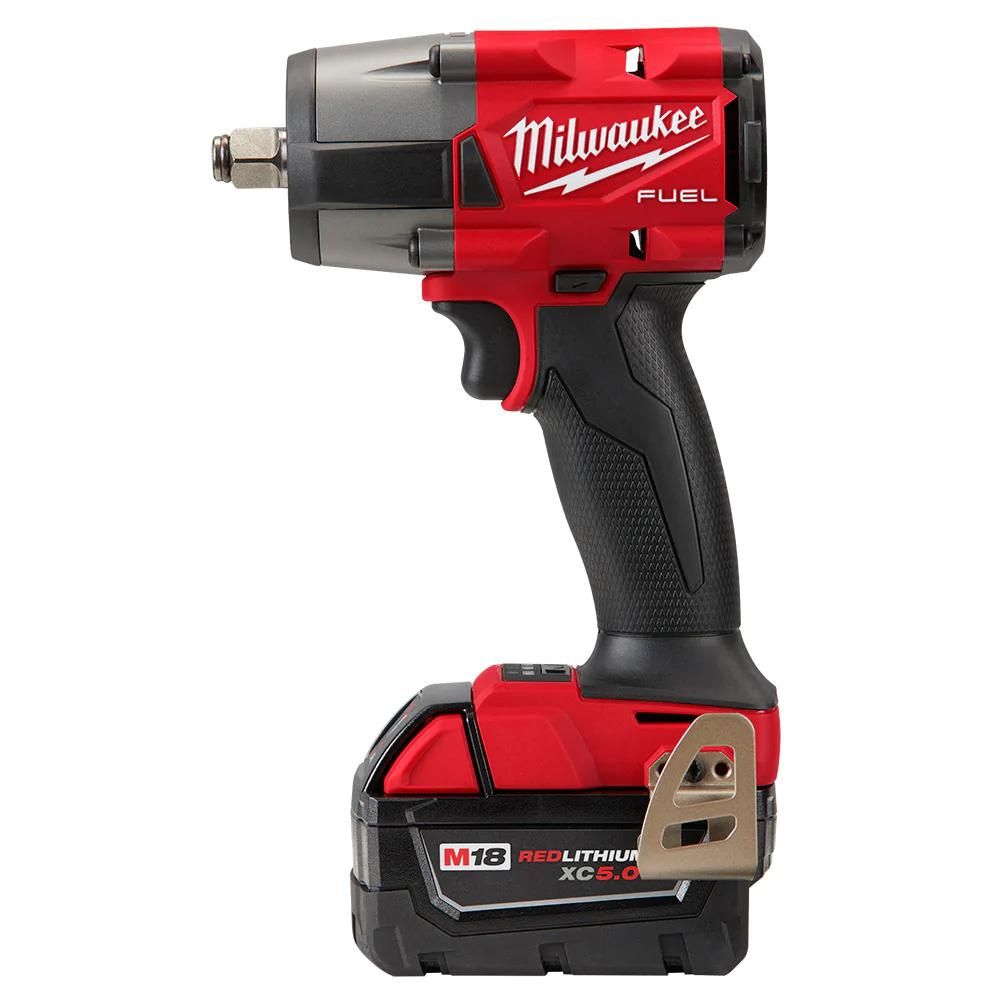 Milwaukee 2962-22R M18 FUEL 1/2 " Mid-Torque Impact Wrench w/ Friction Ring Kit